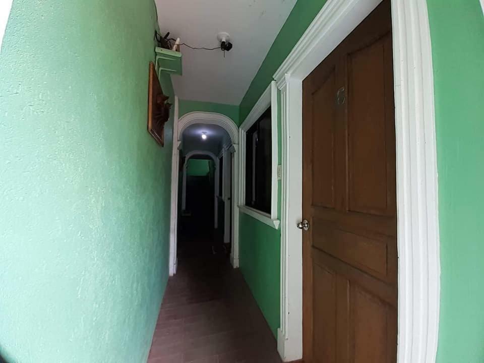 Maritonies Place Coron Extérieur photo