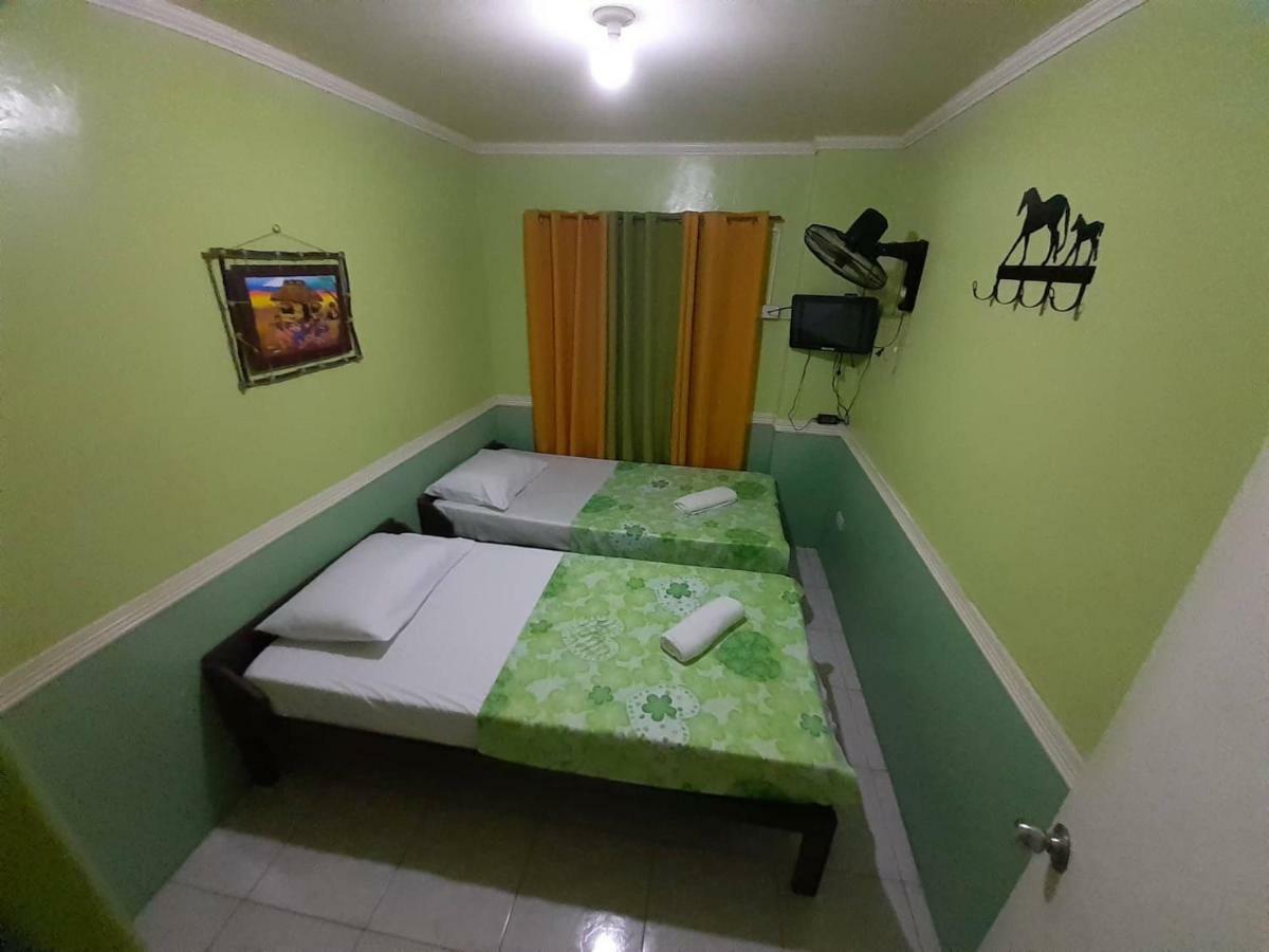 Maritonies Place Coron Extérieur photo